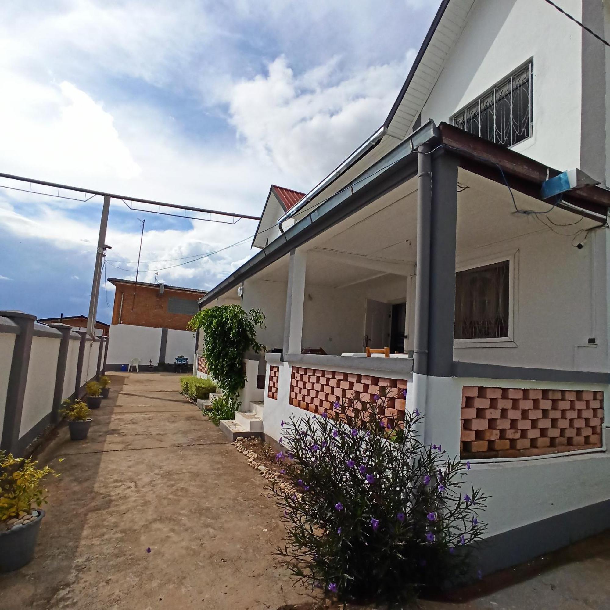 Chez Jeanne Chambre D'Hote Antananarivo Exteriör bild